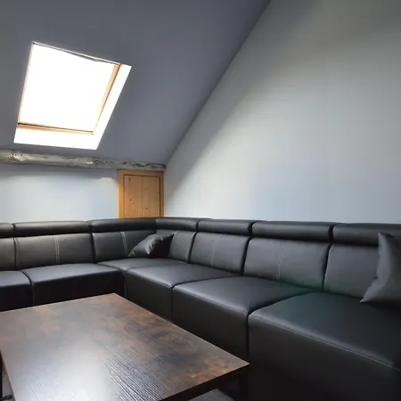בית נופש Spacious Home, *